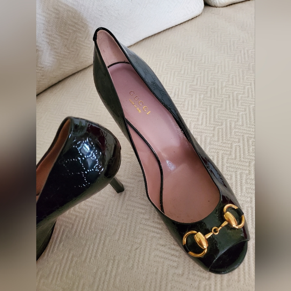 Gucci Black Patent Leather Guccisima Peep Toe Pumps Size 37 1/2